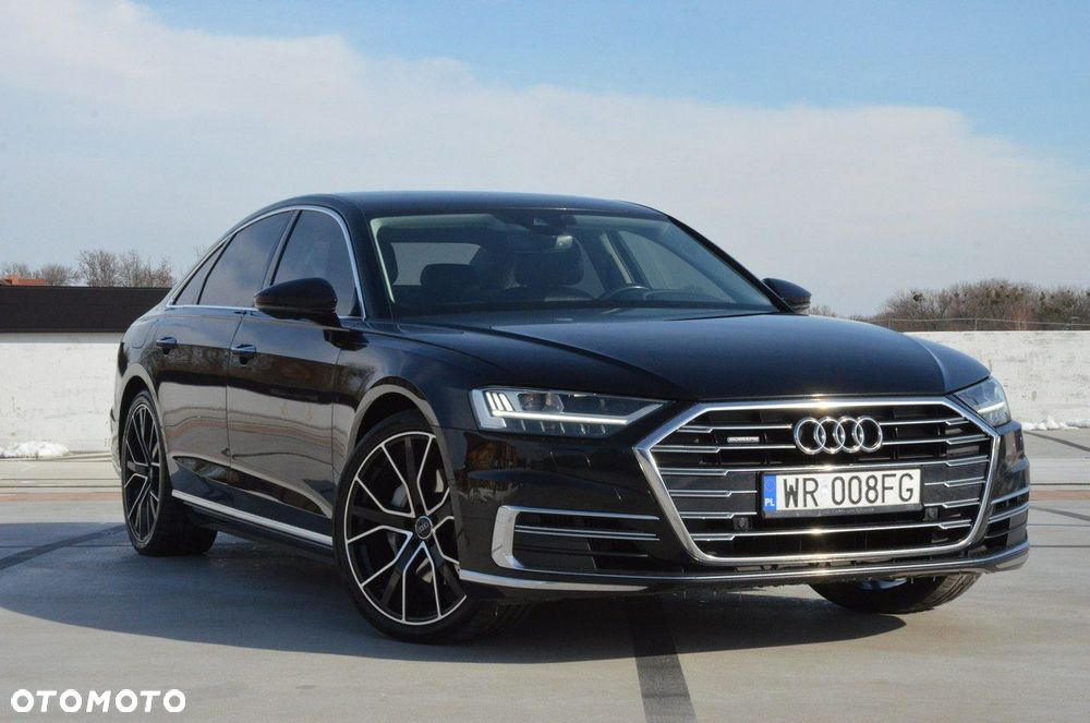 Audi A8 - 4