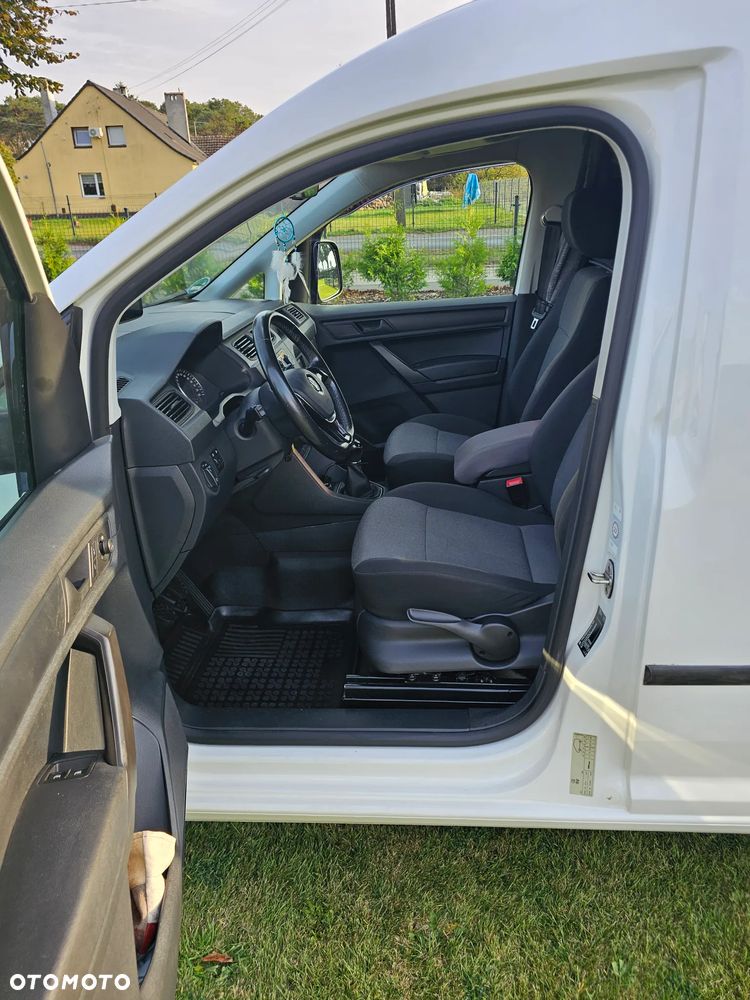Volkswagen Caddy - 18