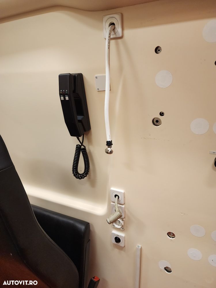 Mercedes-Benz Sprinter - 14