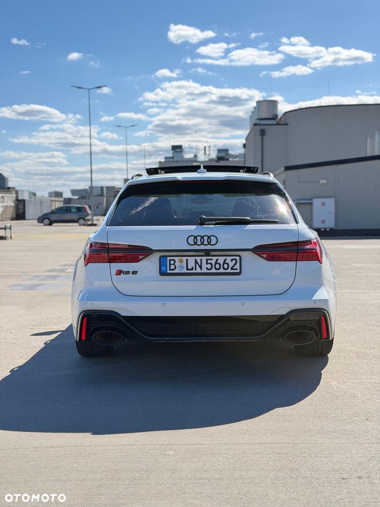 Audi RS6 Avant - 6