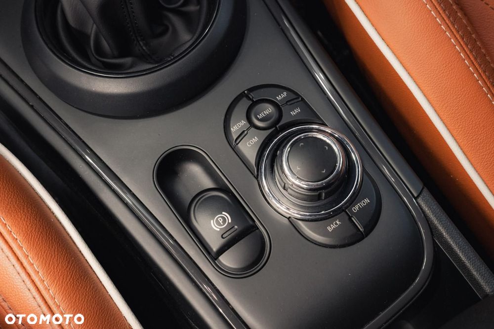 MINI Countryman - 24