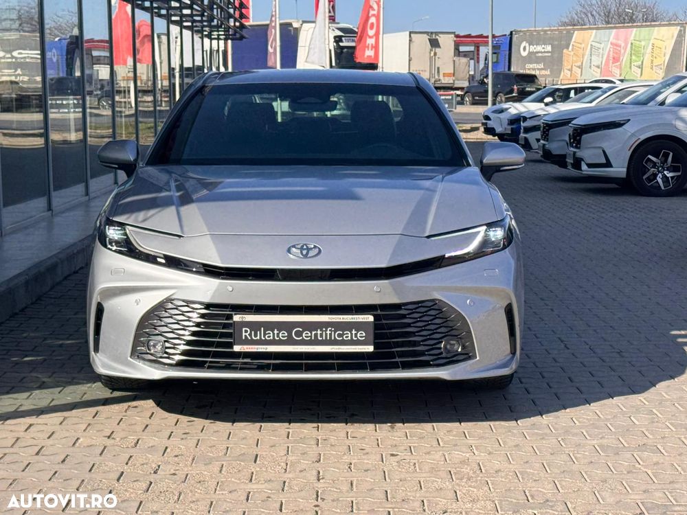 Toyota Camry 2.5 Exclusive - 3