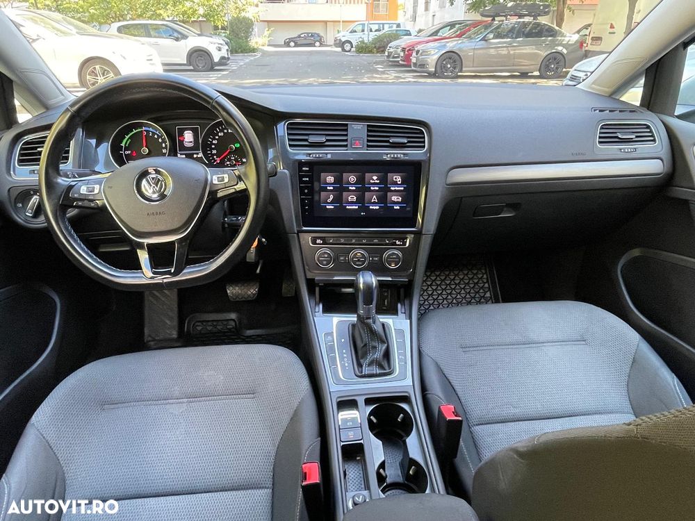 Volkswagen e-Golf - 2