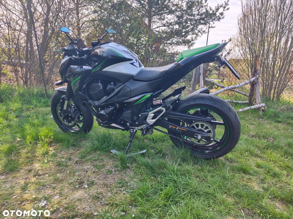 Kawasaki ZR - 11