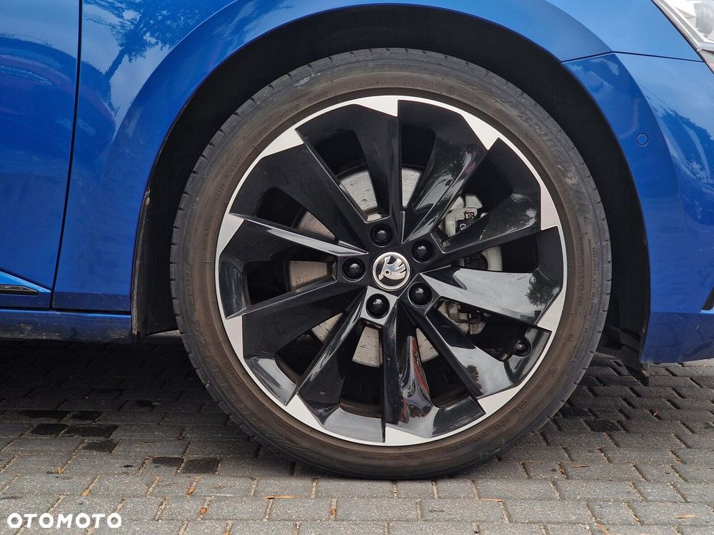 Skoda Superb 1.4 TSI Plug-In Hybrid Sportline DSG - 9