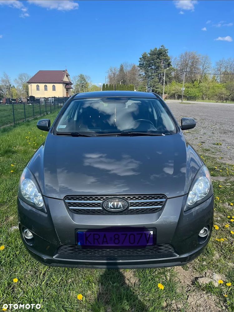 Kia Ceed 1.4 Comfort + - 1