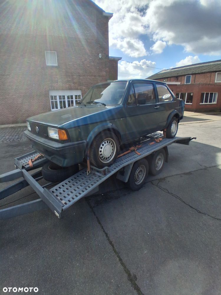 Volkswagen Jetta - 9