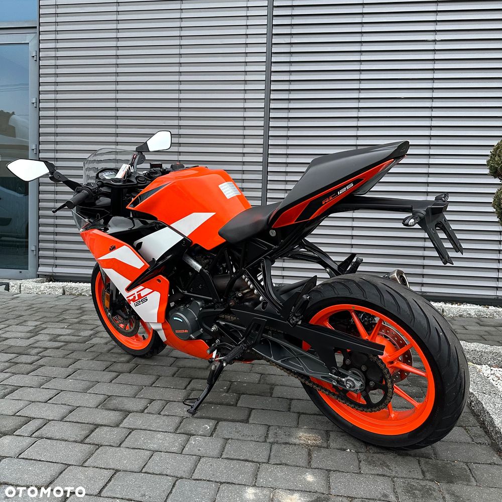 KTM RC 125 - 9