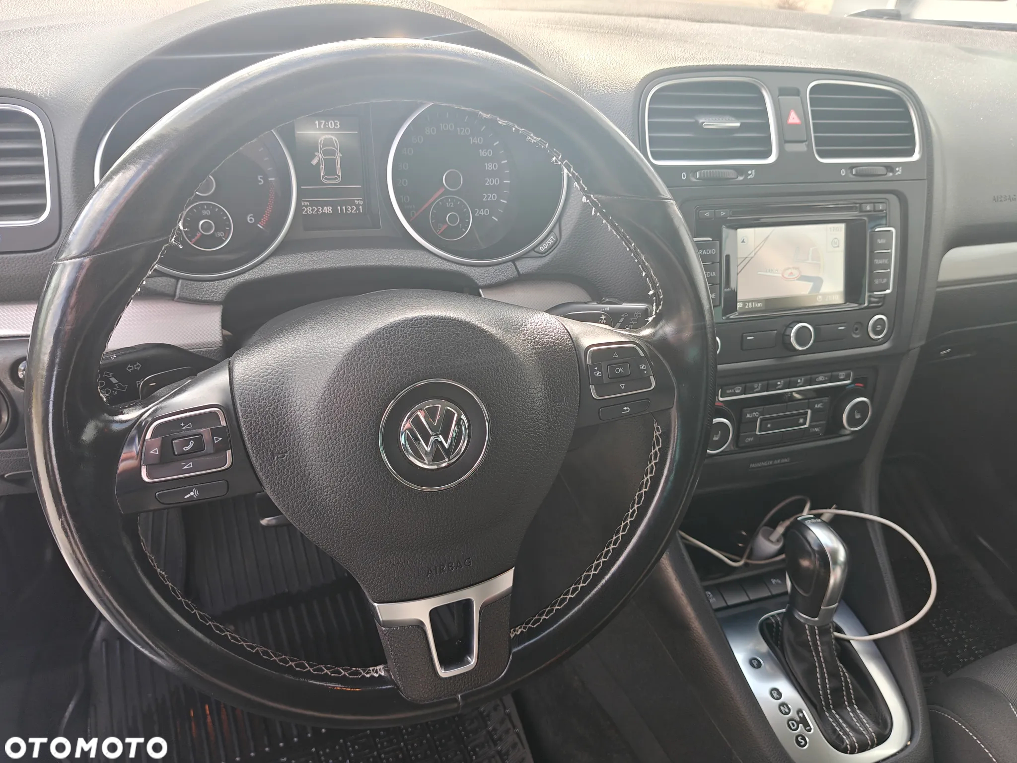 Volkswagen Golf 1.6 TDI DPF DSG MATCH - 18
