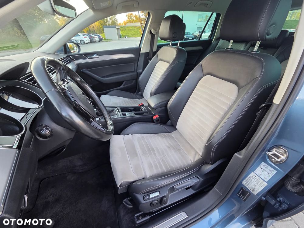 Volkswagen Passat 2.0 TDI (BlueMotion Technology) Highline - 18