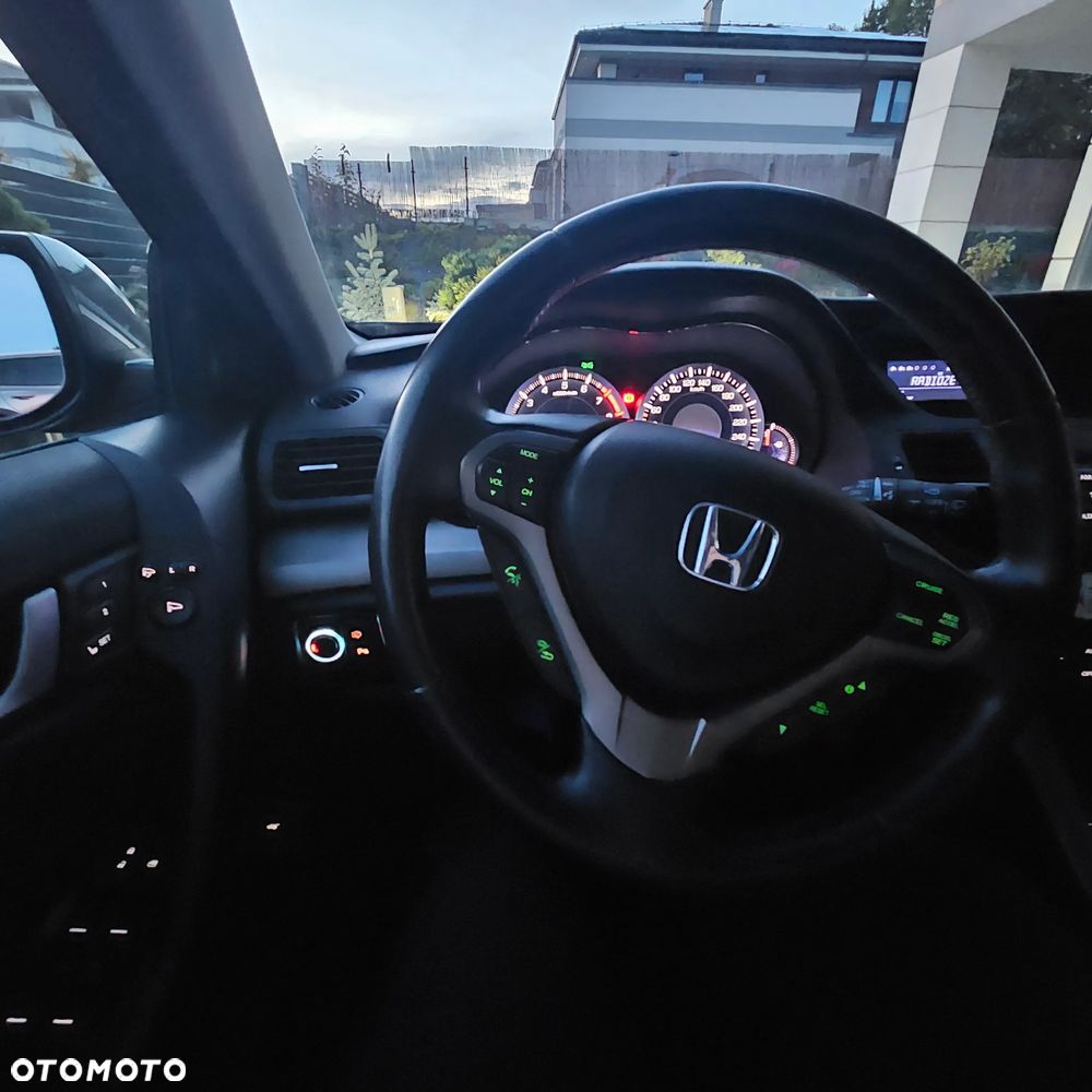 Honda Accord 2.0 Executive - 13