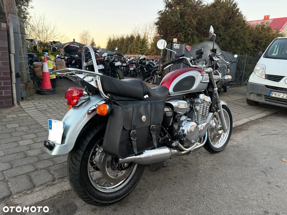 Triumph Thunderbird - 8