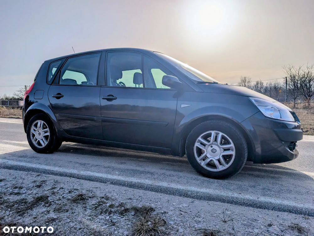 Renault Scenic 2.0 16V Expression - 12
