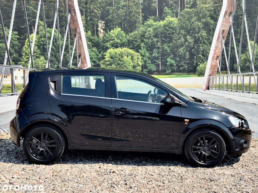 Chevrolet Aveo - 10
