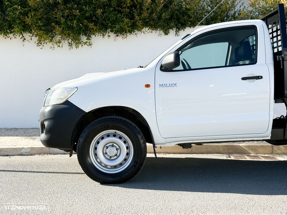 Toyota Hilux 2.5 D-4D 4WD CE - 6