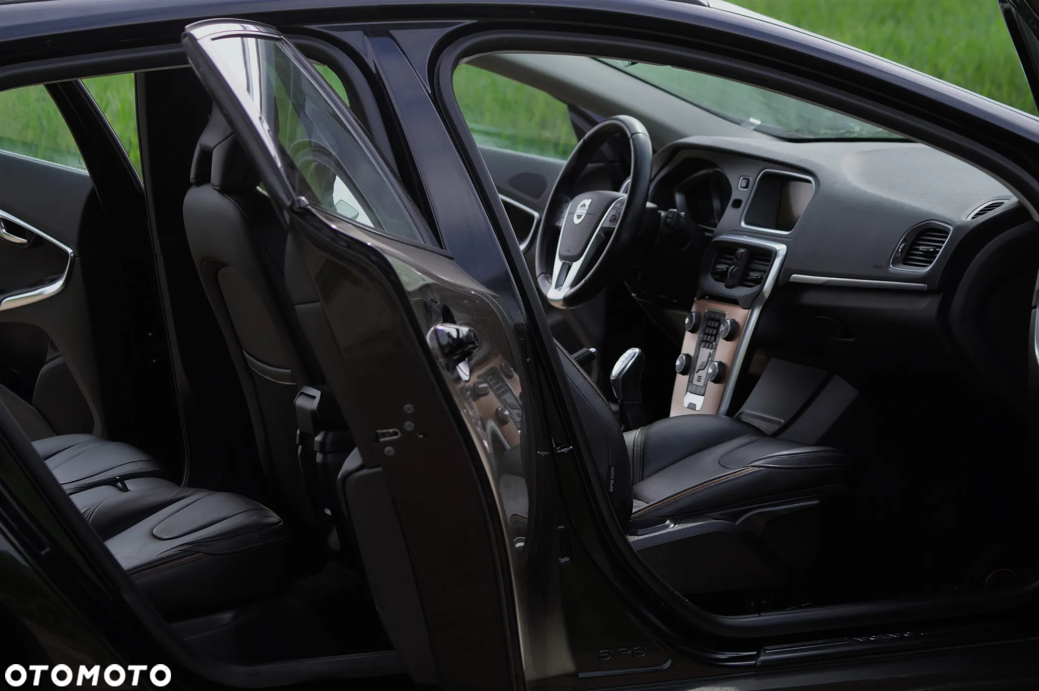 Volvo V40 Cross Country - 31