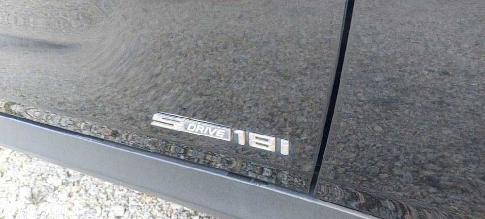 BMW X1 sDrive18i - 19