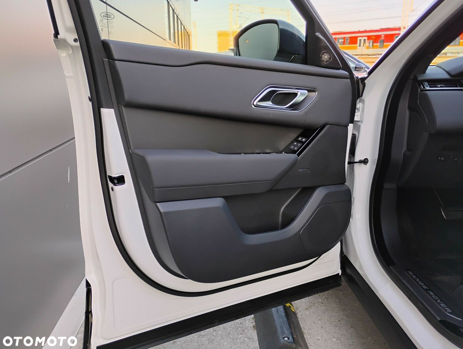 Land Rover Range Rover Velar - 16