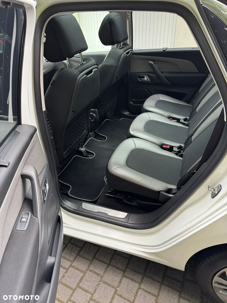 Citroën C4 Picasso e-HDi 115 ETG6 Exclusive - 11