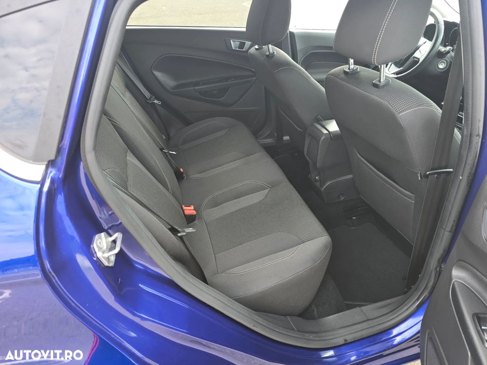 Ford Fiesta - 7