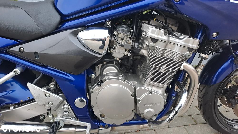 Suzuki Bandit - 25