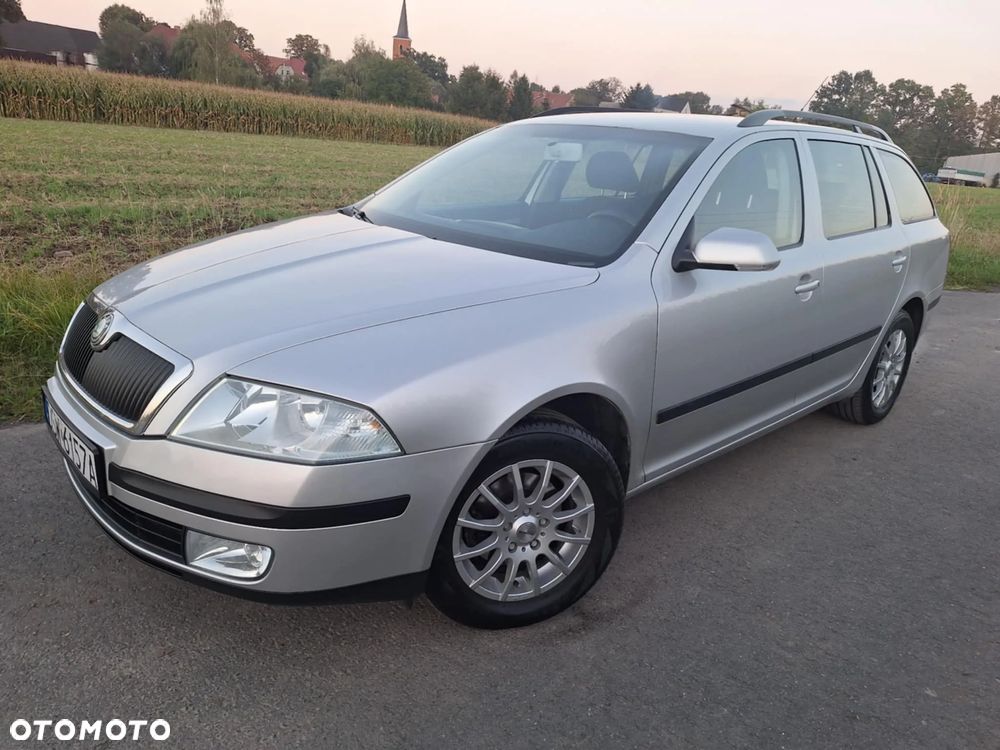 Skoda Octavia 1.6 Elegance - 23