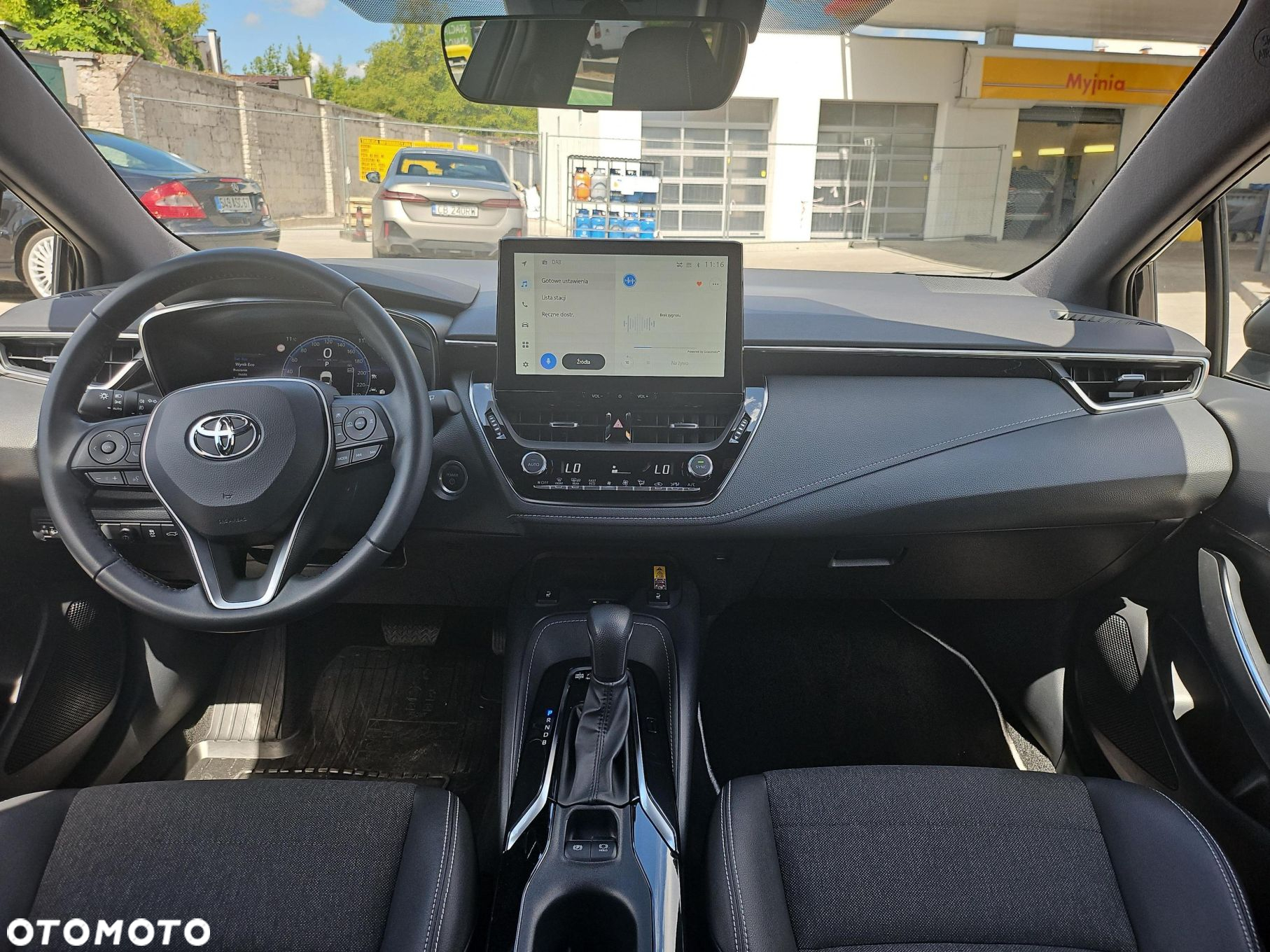 Toyota Corolla - 10