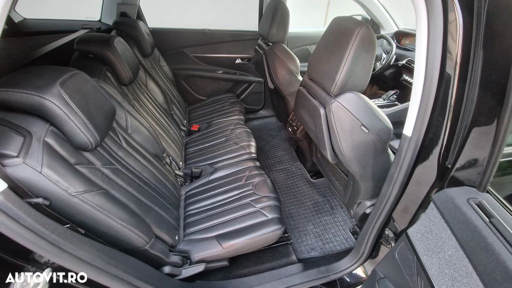 Peugeot 5008 1.2 Puretech Turbo s&s EAT8 Allure - 12