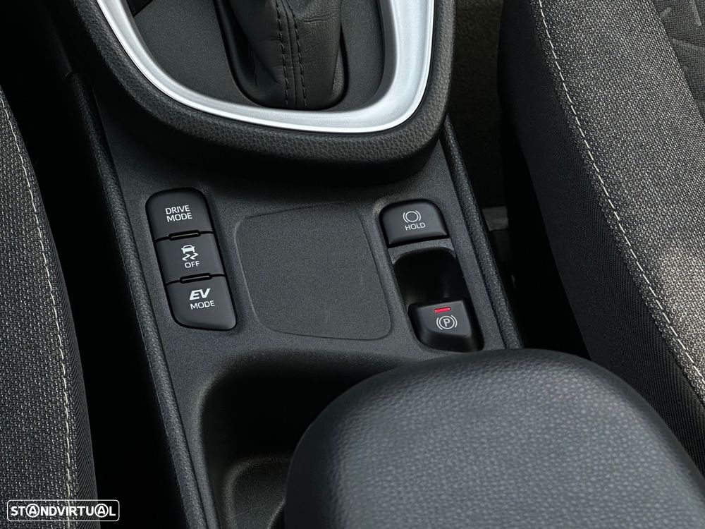 Toyota Yaris Cross 1.5 HDF Comfort Plus - 14