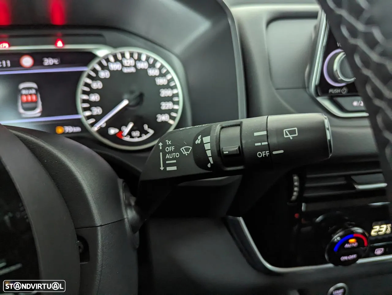 Nissan Qashqai 1.3 DIG-T N-Connecta - 28