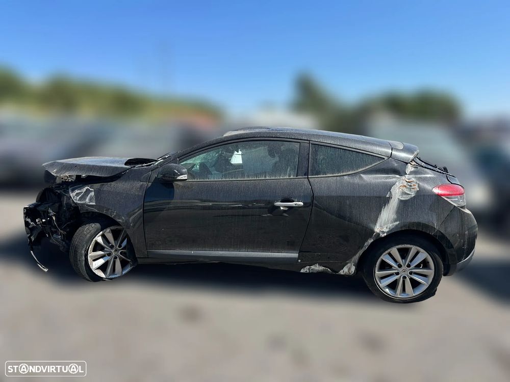 Renault Megane III Coupe 1.5 DCI 110cv Ref Motor K9K 846 de 2011 para peças - 4