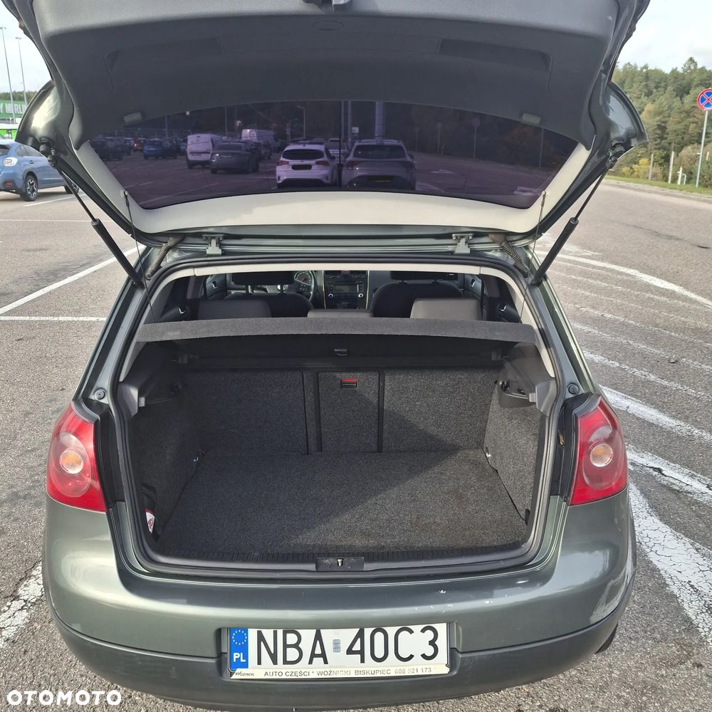 Volkswagen Golf V 1.6 FSI Comfortline - 7