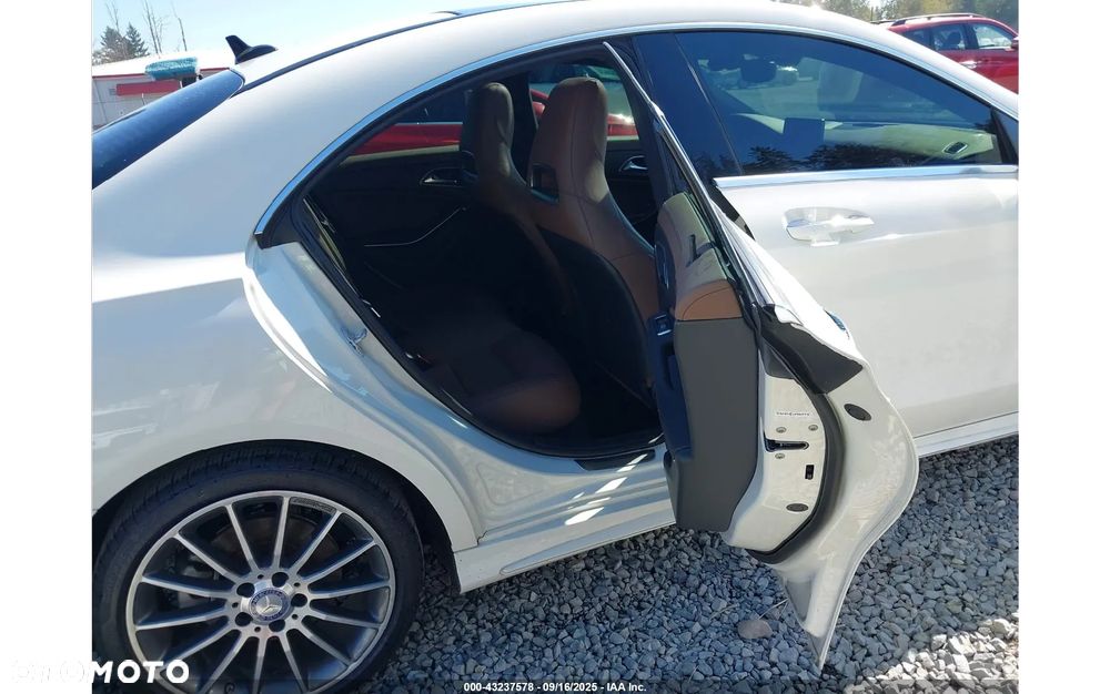 Mercedes-Benz CLA - 11