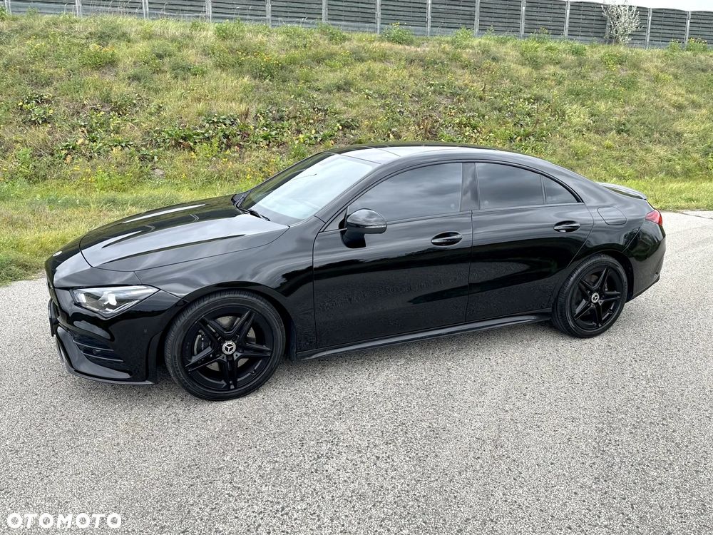 Mercedes-Benz CLA 250 4-Matic AMG Line 7G-DCT - 11