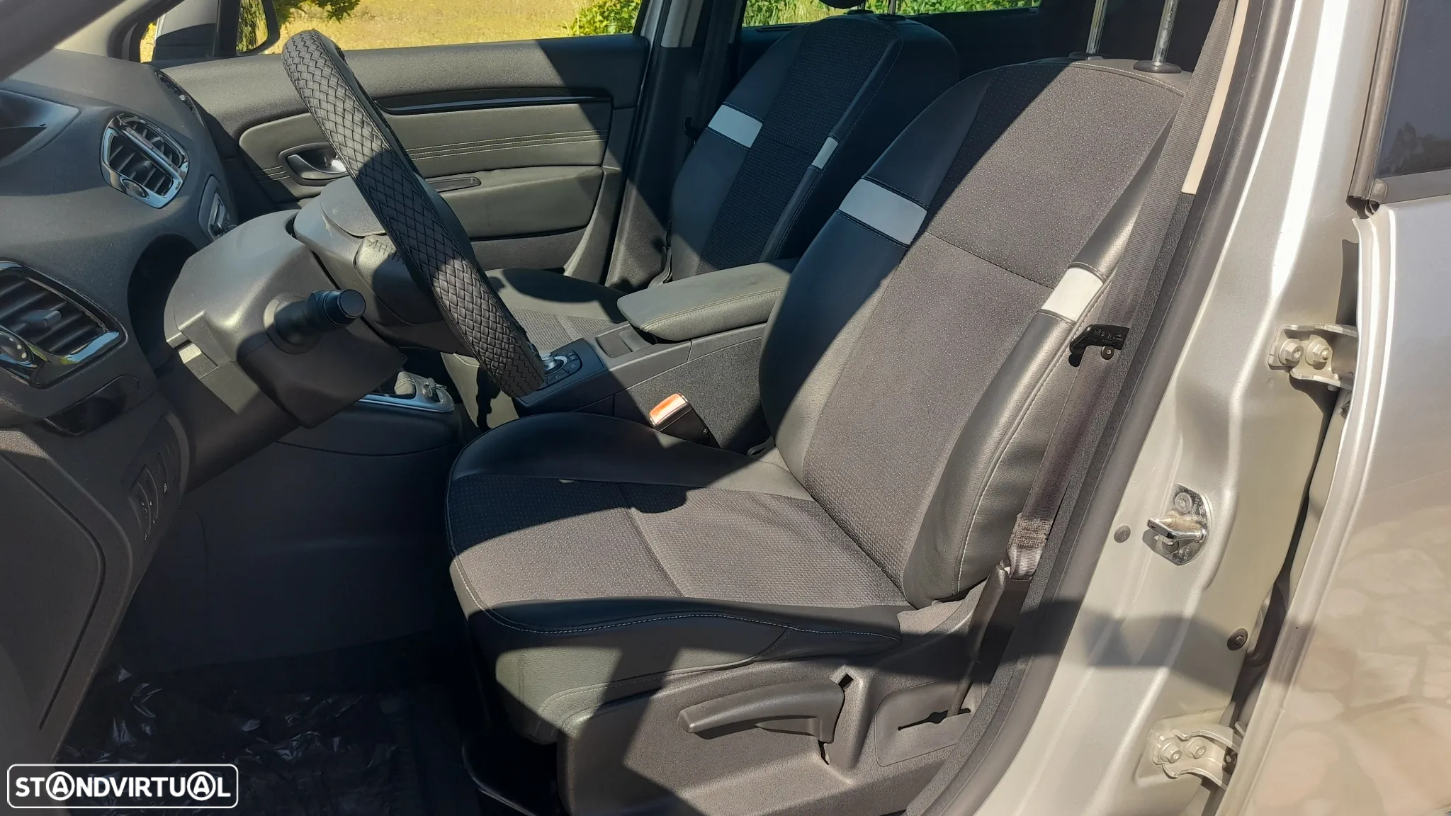 Renault Grand Scénic 1.5 dCi Dynamique S 7L - 17
