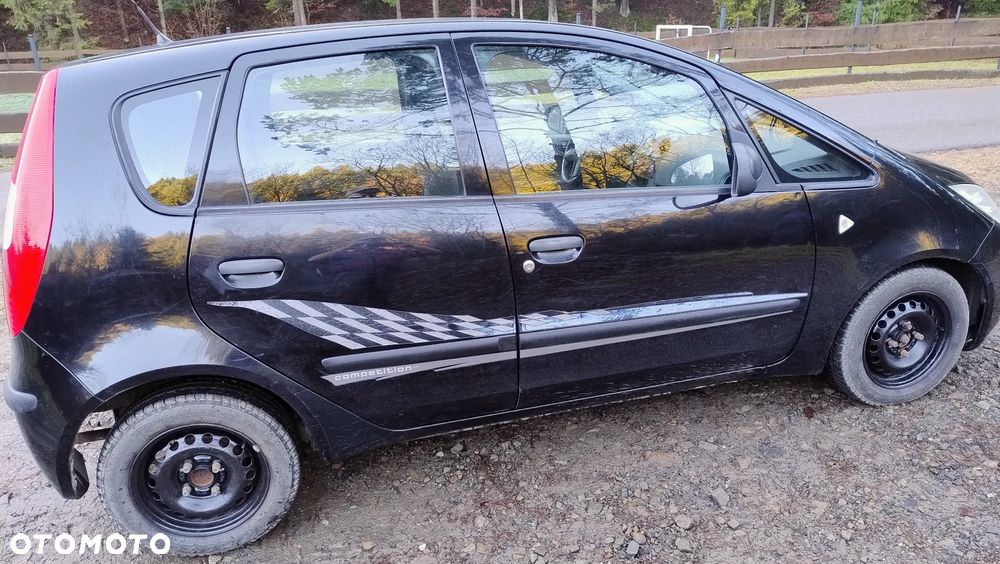 Mitsubishi Colt 1.1 Invite - 2