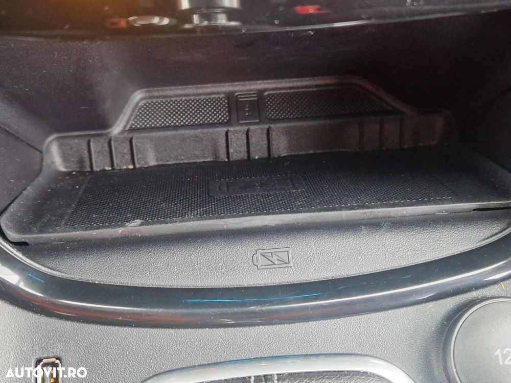 Ford Puma 1.0 EcoBoost MHEV Titanium - 23