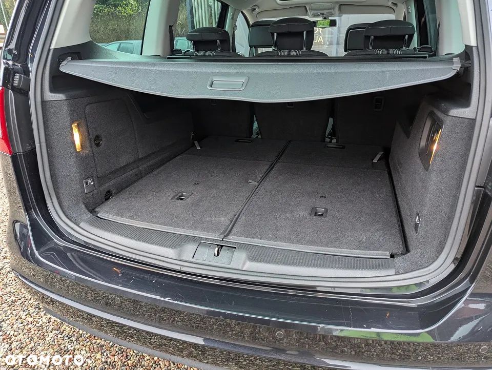 Volkswagen Sharan 2.0 TDI DSG Blue Motion Match - 31