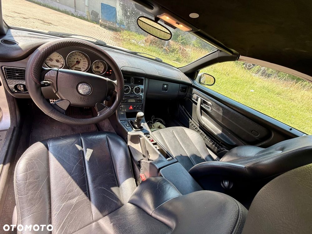 Mercedes-Benz SLK 200 - 8