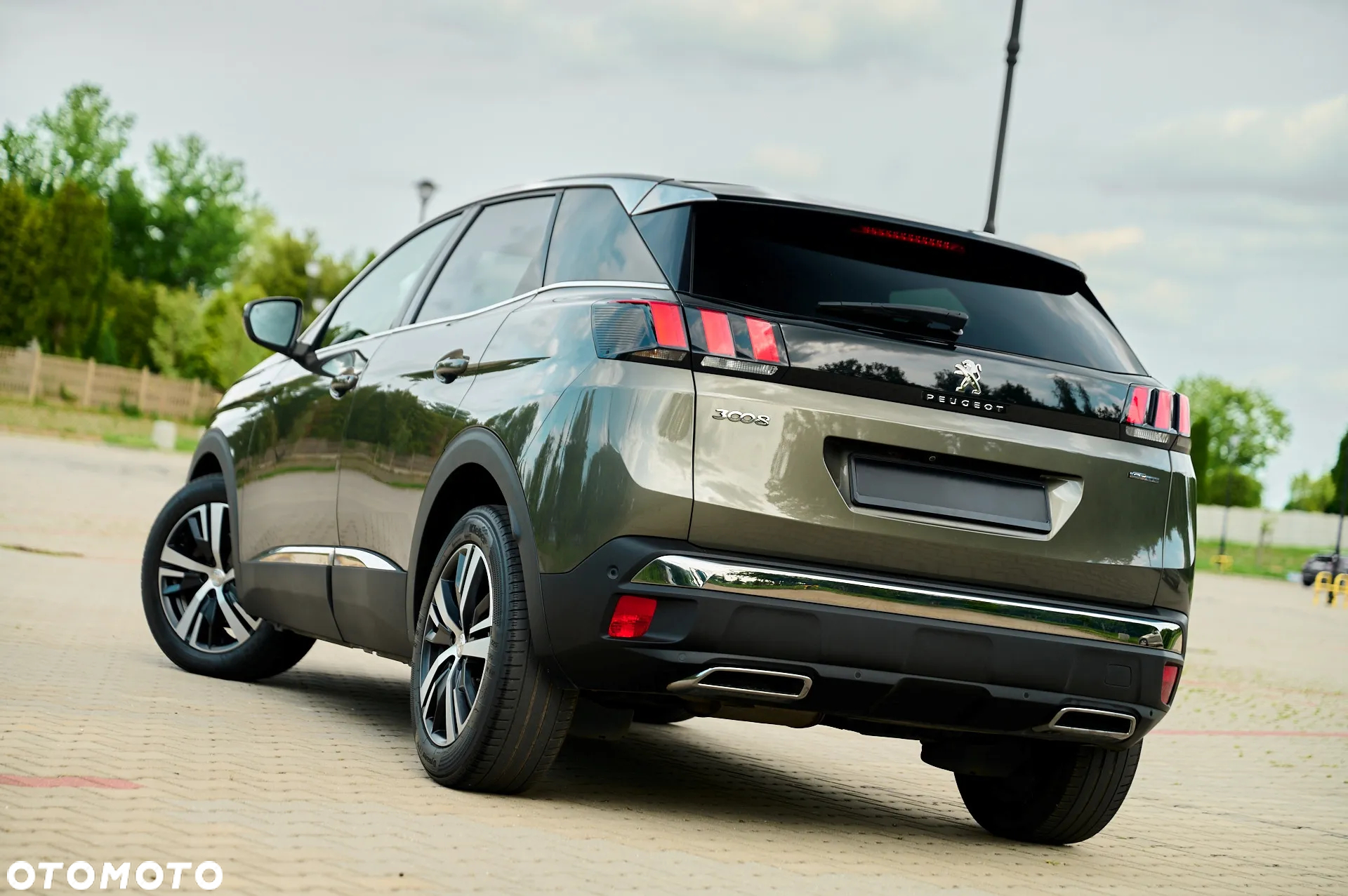 Peugeot 3008 2.0 BlueHDi Allure S&S - 2