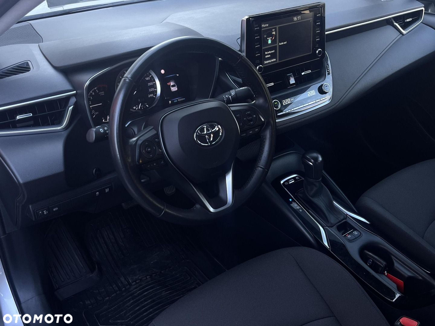 Toyota Corolla - 11