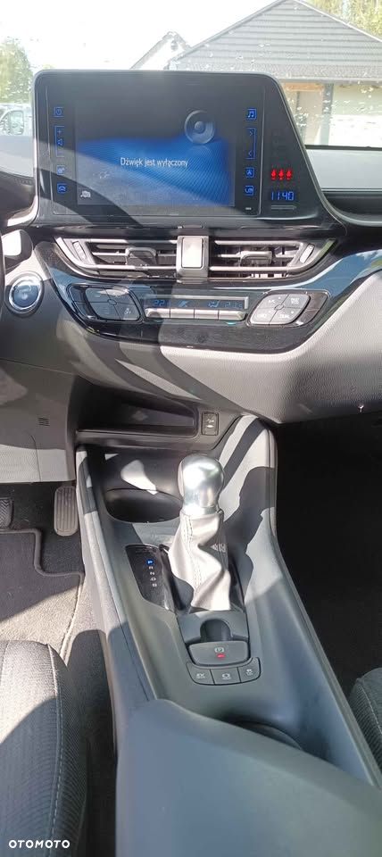 Toyota C-HR Style - 8