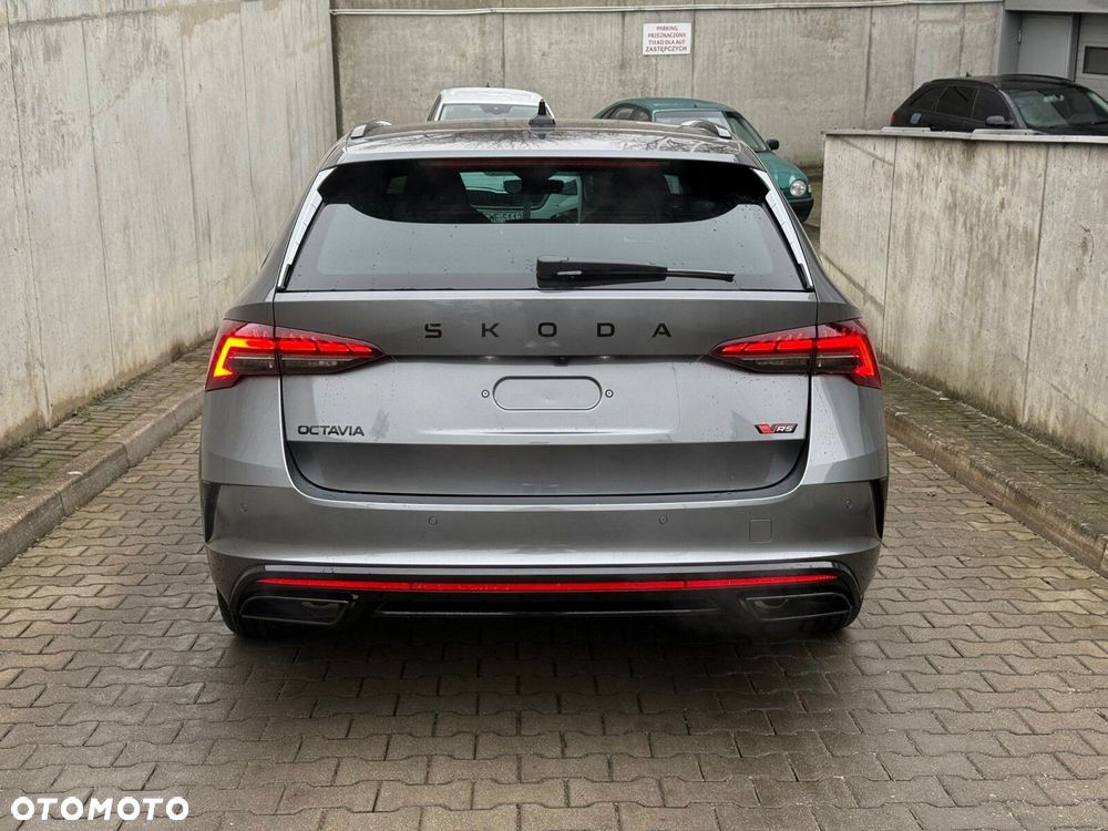 Skoda Octavia 2.0 TSI RS DSG - 6