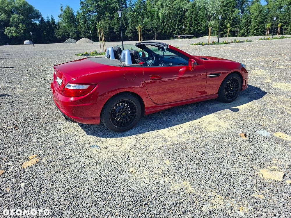 Mercedes-Benz SLK 250 CGI - 8