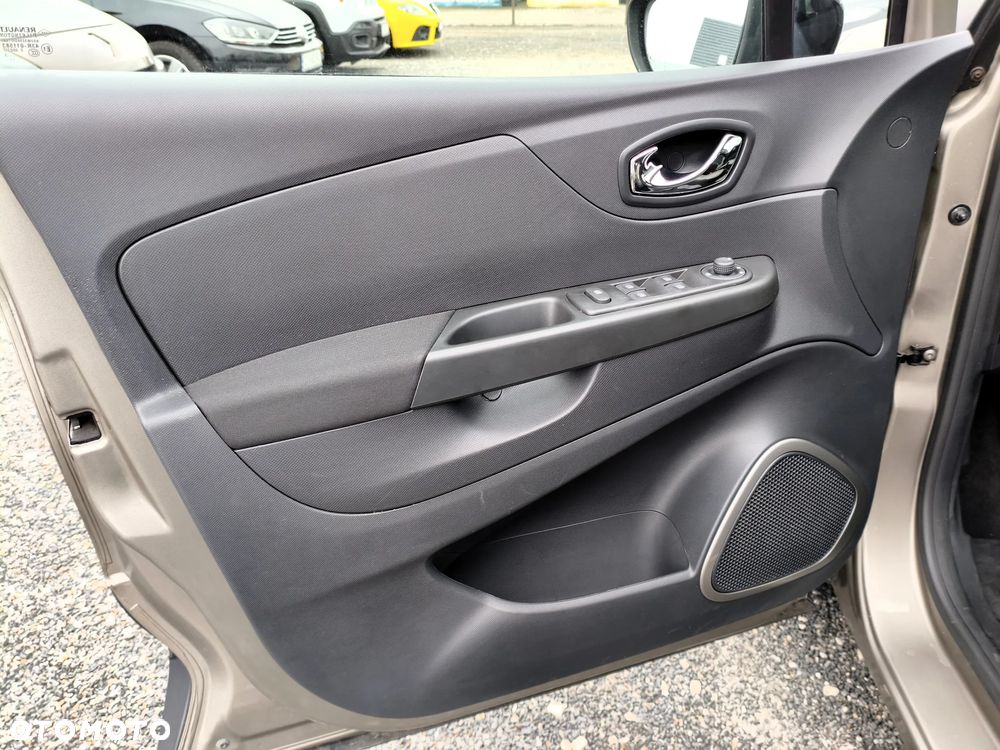 Renault Captur - 20