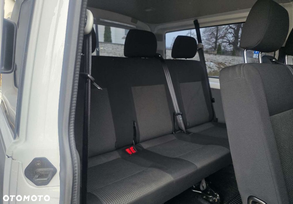 Volkswagen Transporter - 33