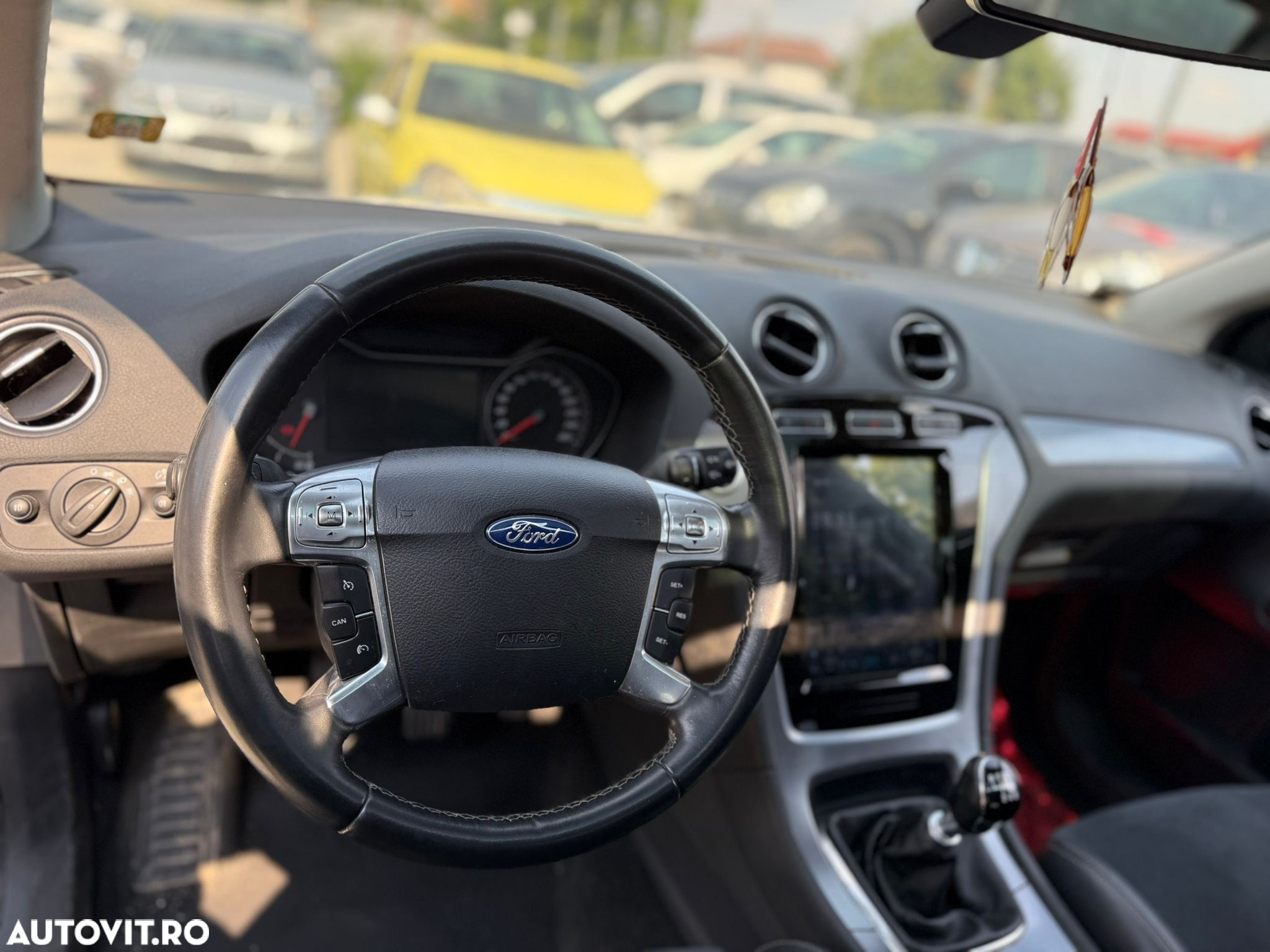 Ford Mondeo 1.6 TDCi Ambiente - 9