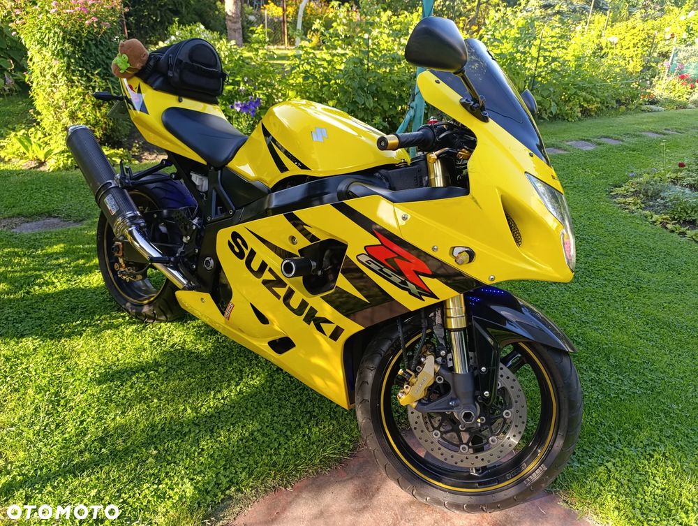 Suzuki GSX-R - 4