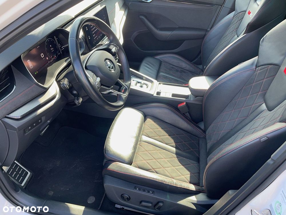 Skoda Octavia 2.0 TDI 4x4 RS DSG - 19
