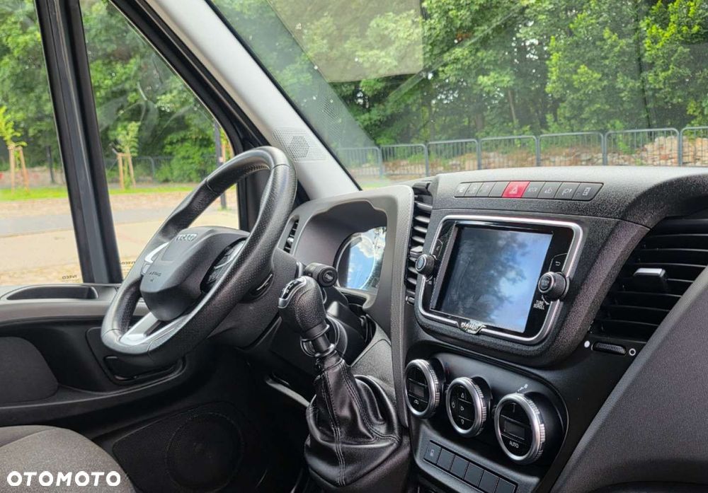 Iveco Daily 35S18 - 25